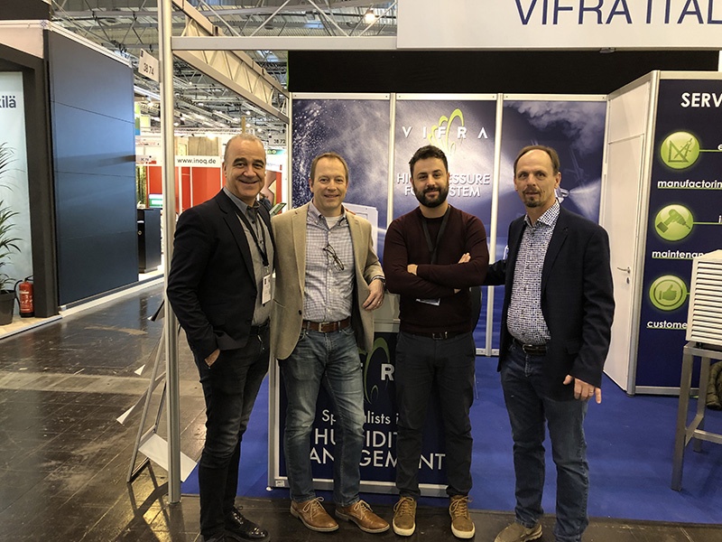 Humidity Management for Greenhouses: Dramm Partners with Vifra